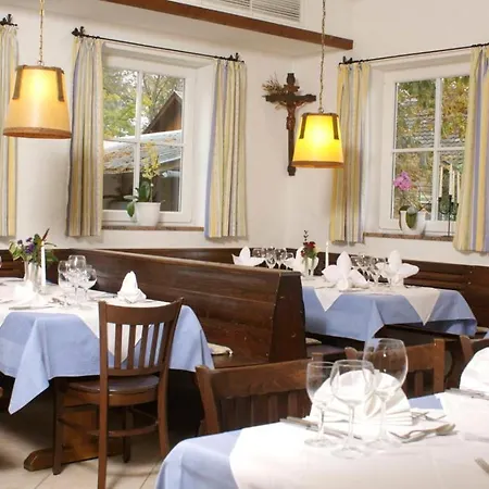Seefelder Hof فندق Dießen am Ammersee